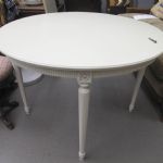 641 1530 DINING TABLE